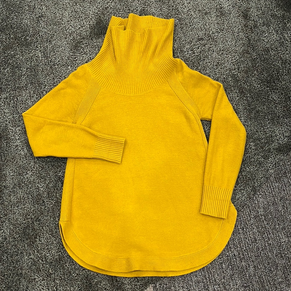 Anthropologie - sweater